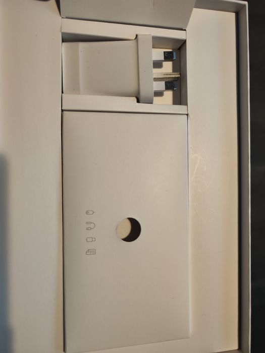 Tableta Huawei mediapad M5 10.8" SIM model CMR-AL09