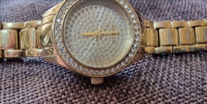 Guess Mini Pixie Уникален дамски часовник