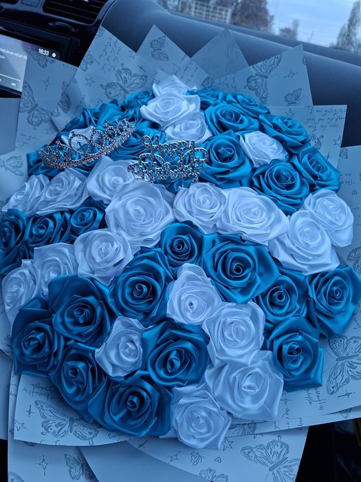 Trandafiri din satin- Un cadou elegant