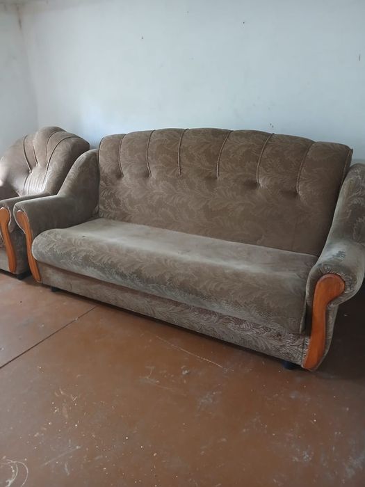 Продам диван с креслом