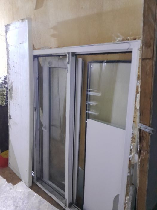 Рама оконная б/у