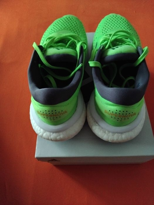 Маратонки adidas, адидас