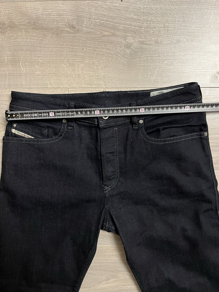 Diesel blugi 100% originali, noi fara eticheta