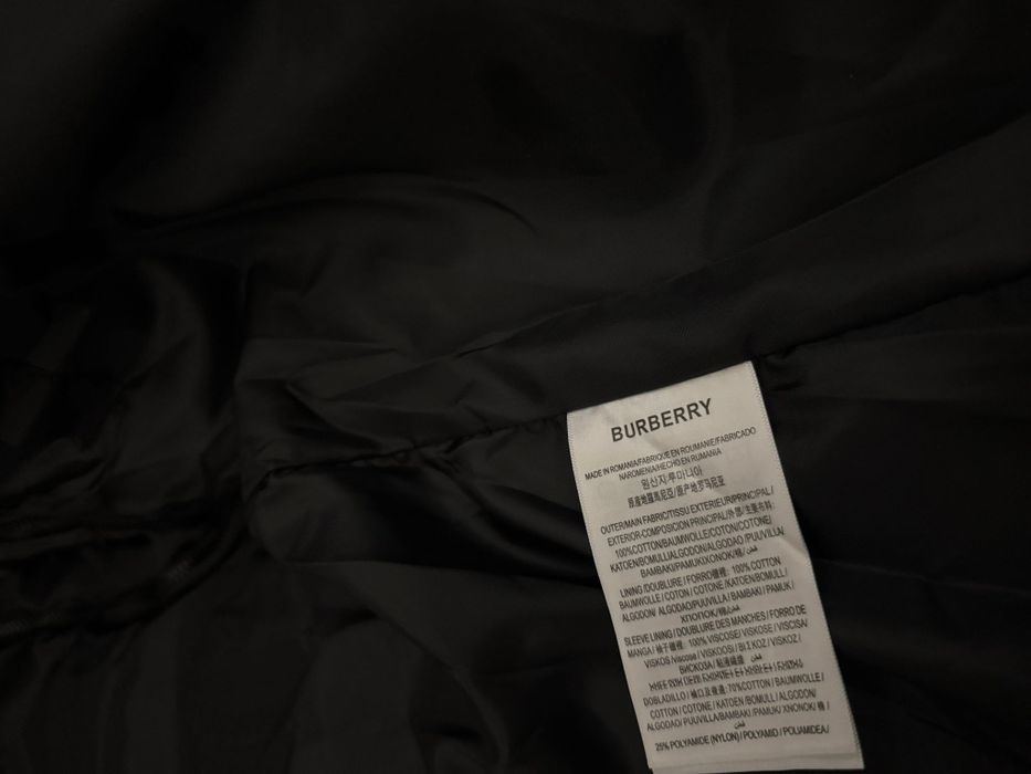 Geaca/Vesta Burberry Puffer Negru Mat