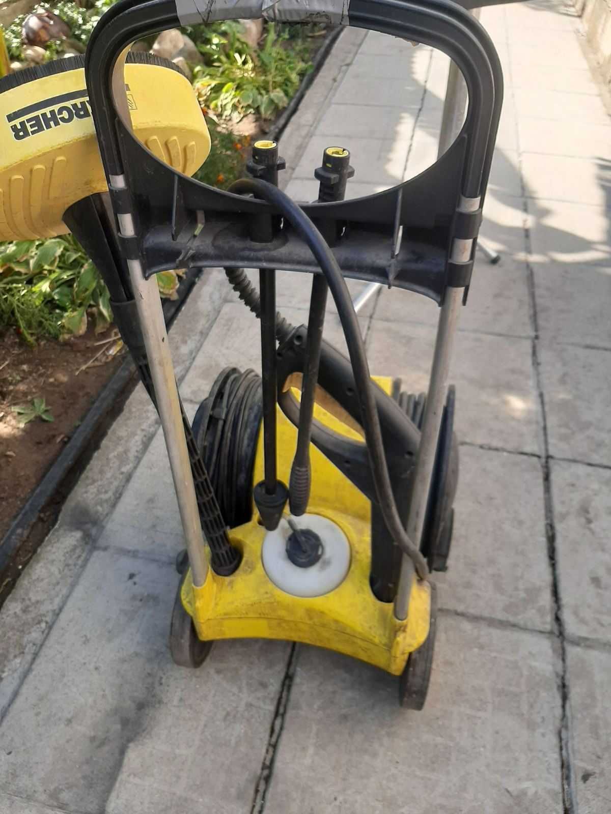 Водоструйка Karcher