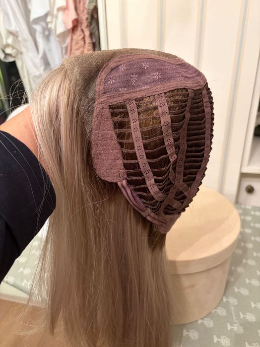 Перука 61 см, С-М размер.