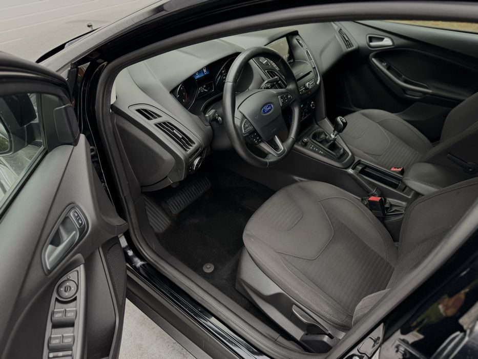 Ford Focus //2016//1.0//Euro 6//Led//Senzori 360//Clima//Park assist//