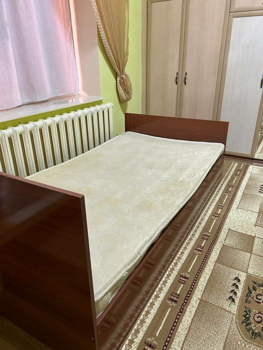Кровать 1.5 спальня с хорошем состоянии