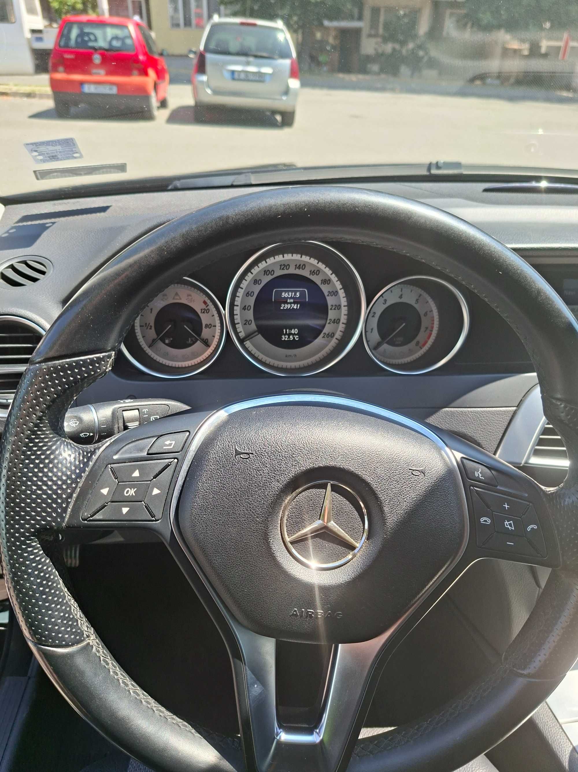 Mercedes C180...