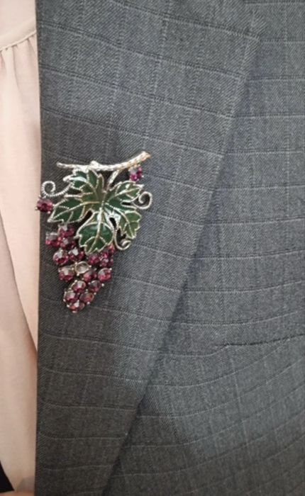 Costum format din vestă si pantalon măr. 38