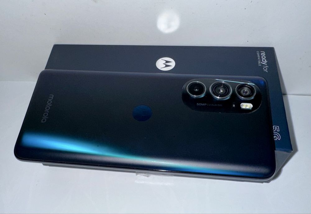 Motorola edge 30 pro
