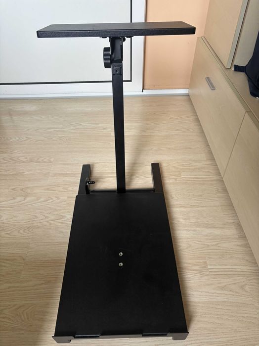 Стойка за гейминг волан