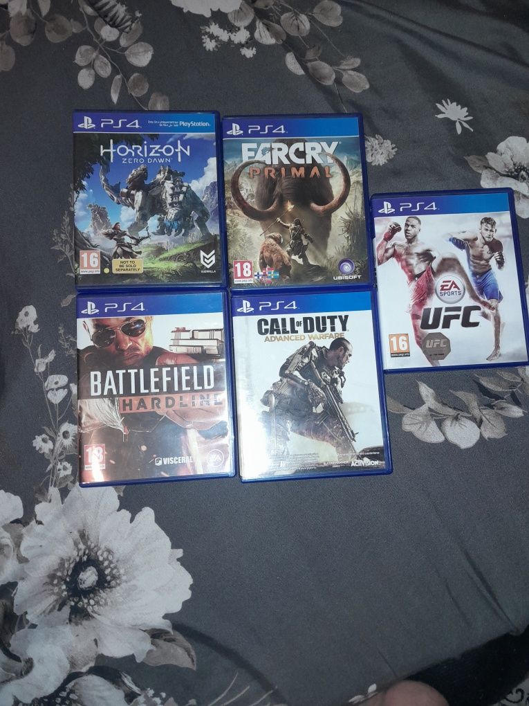 Vând diverse jocuri de ps4