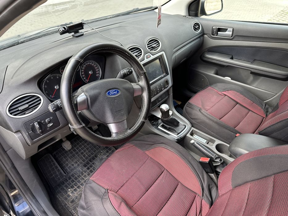 Vand ford focus pentru piese
