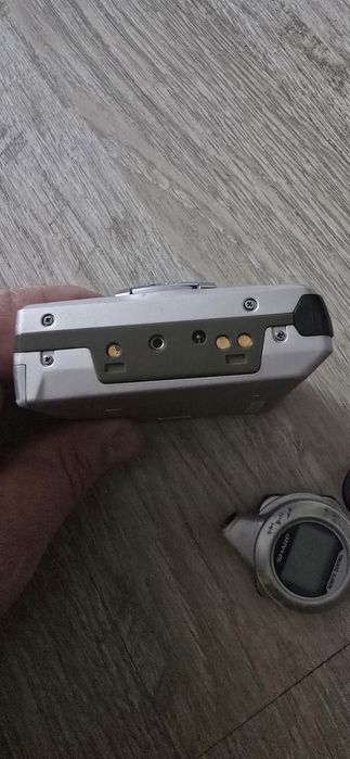 Sharp walkman MiniDisc Recorder Made in Japan + Telecomandă LCD