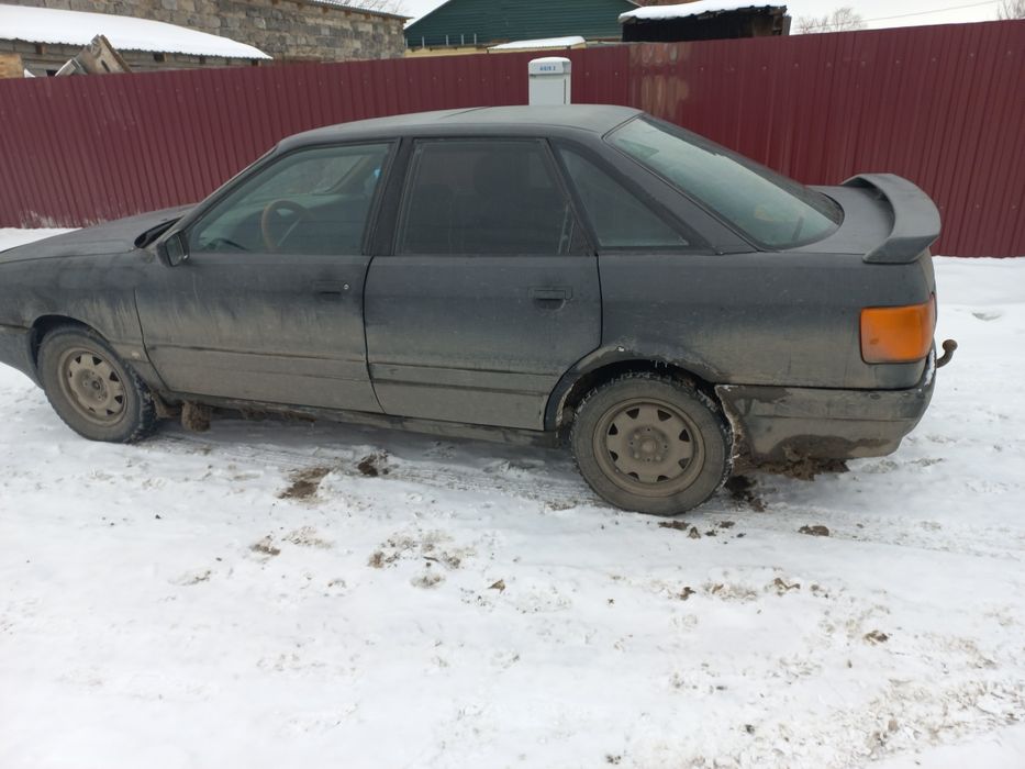 Продам по запчастеи ауди 80