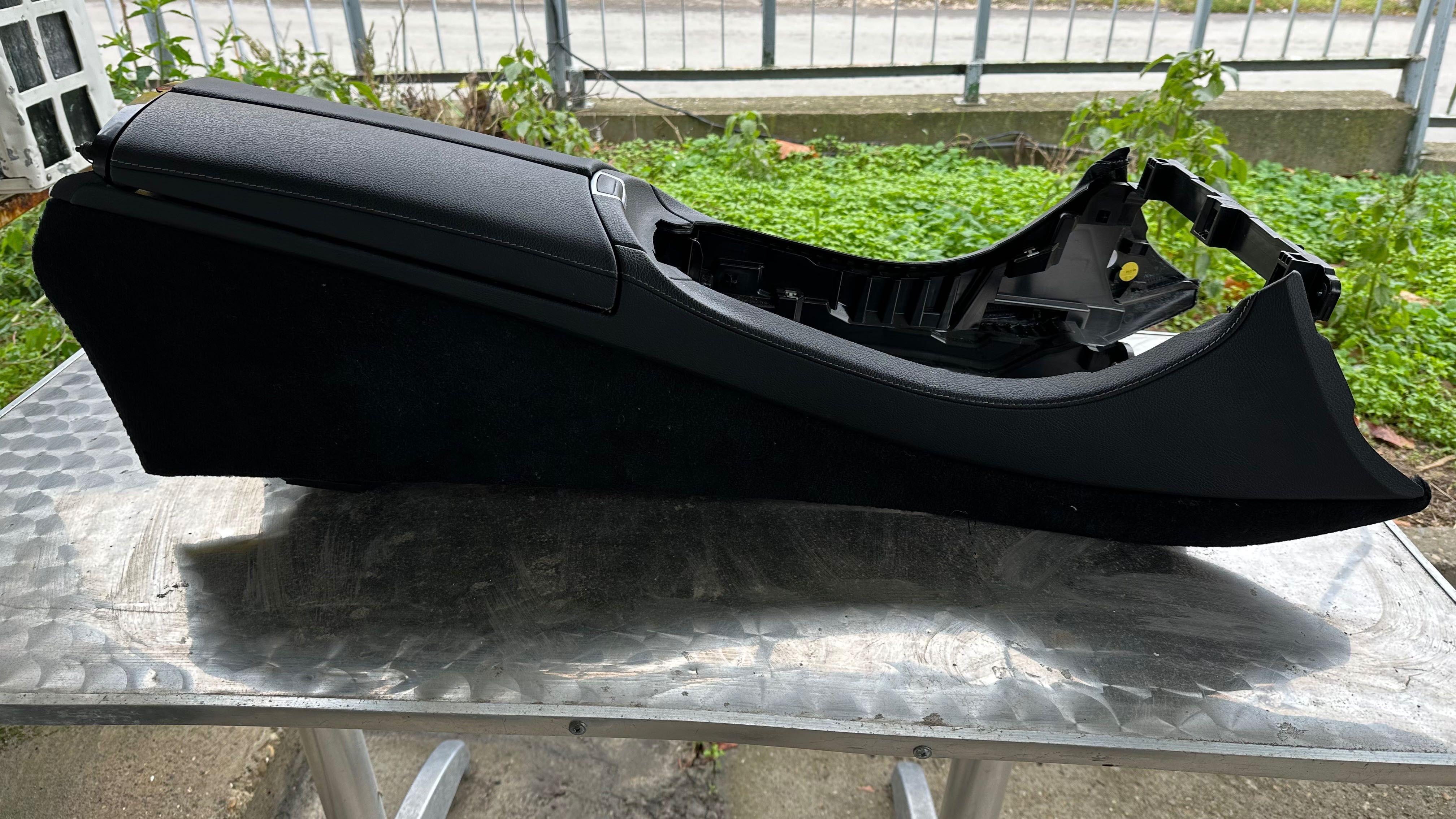 Мерцедес E-класа E-class