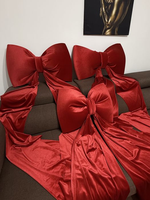 Fundite uriase din catifea pentru Craciun