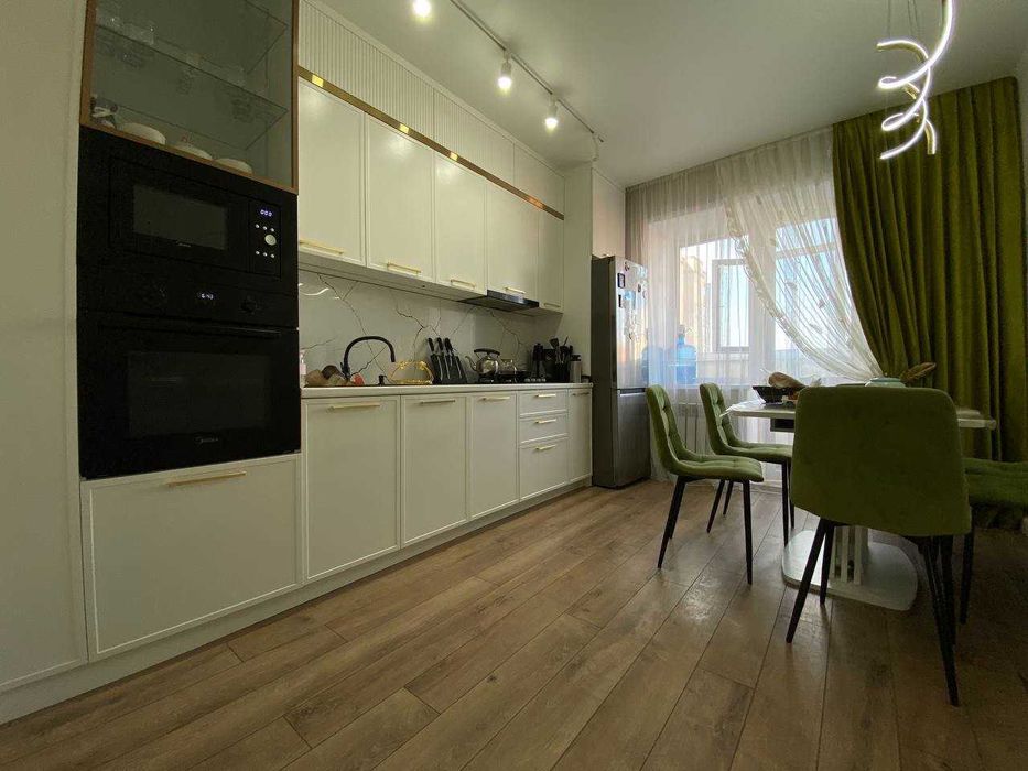 Продажа 3-комнатной квартиры, Северо-Западный 48