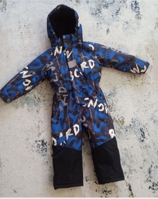 Зимний комбинезон для мальчика