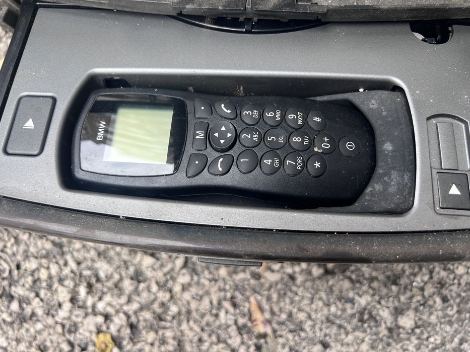 Телефон BMW motorola