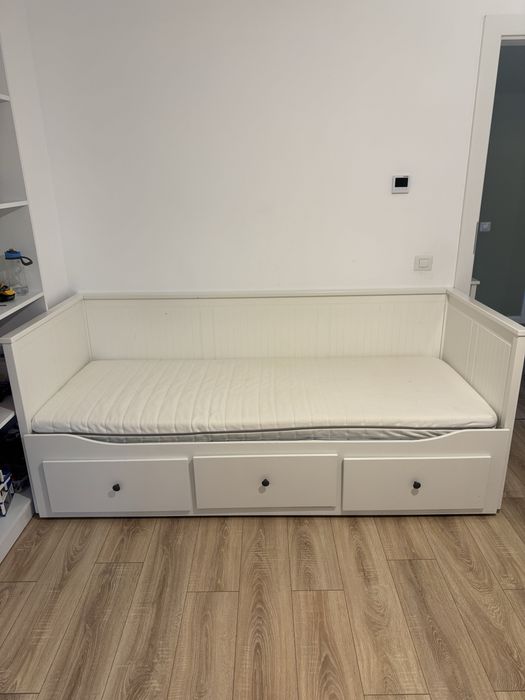 Divan + boxa pentru depozitare saltea