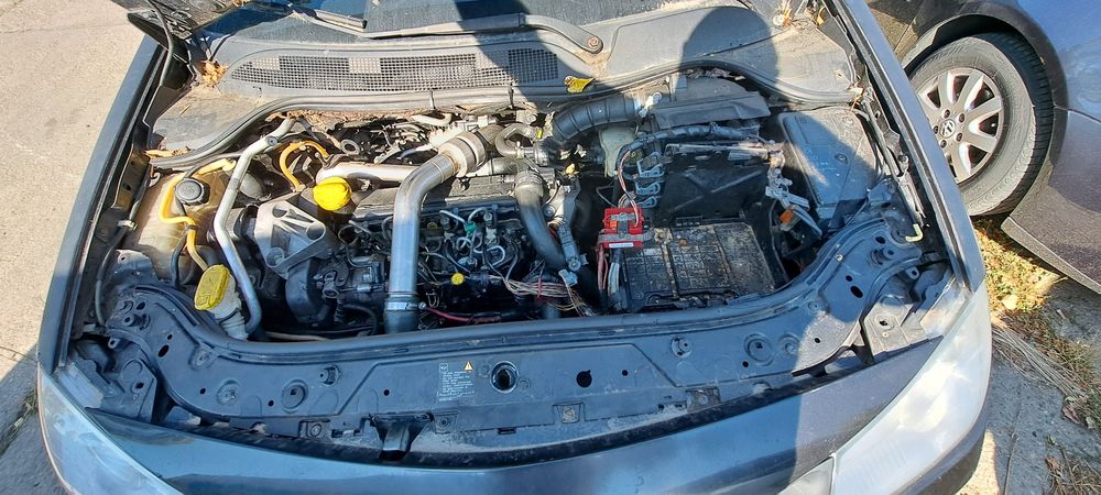 Dezmembrez Renault Megane 2 1.5D 2007