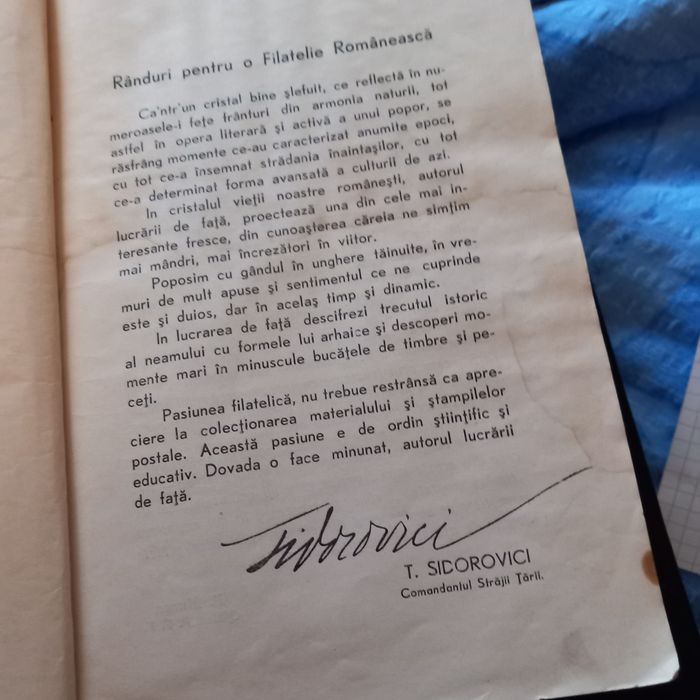 Istoricul timbrelor poștale românești 1858 -1938 374 pagini