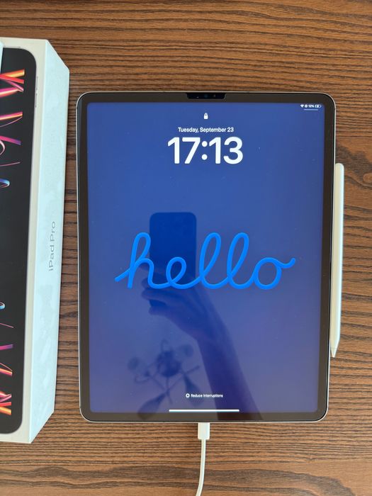 iPad Pro 12.9-inch, M2, 512GB + Apple Pencil + Husa Apple, cu Factura