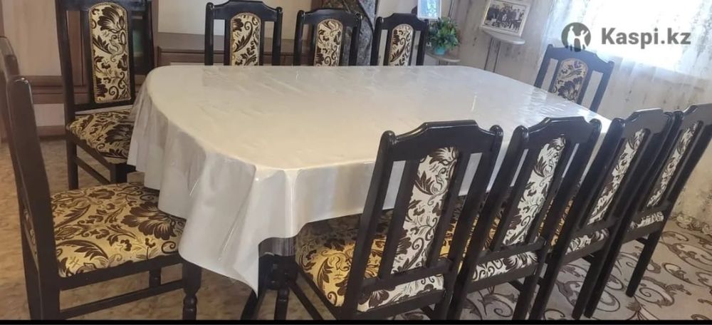 Продам стол и стулья