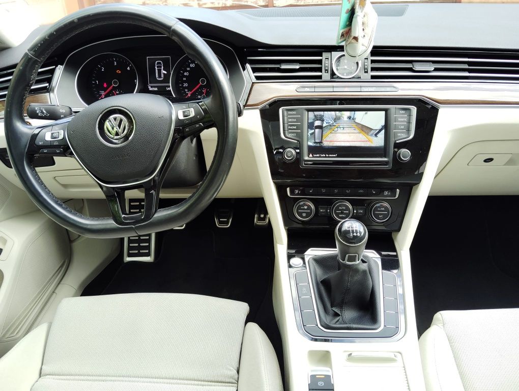 VW Passat 2016 / 180000 km / primul proprietar in tara