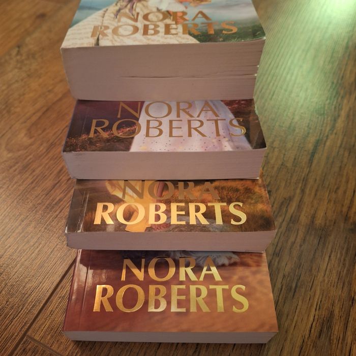 Set 4 carti romantice! Nora Roberts!