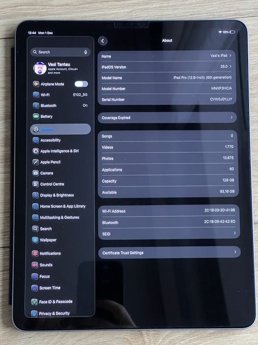 Apple iPad Pro 12.9" (2022) 6th Gen, 128GB, Wi-Fi, Space Grey