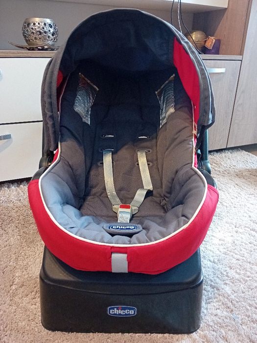 Столче за кола chicco