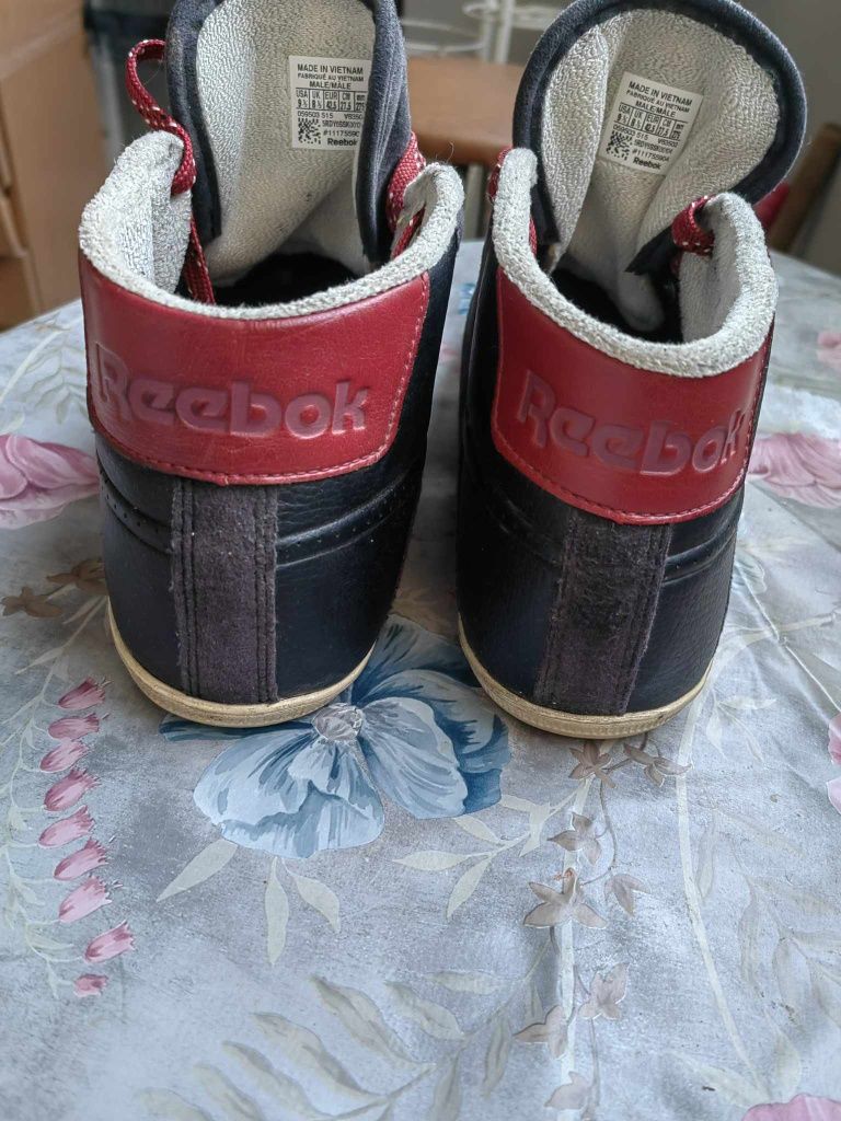 Уникална Reebok с вата номер 42,5.