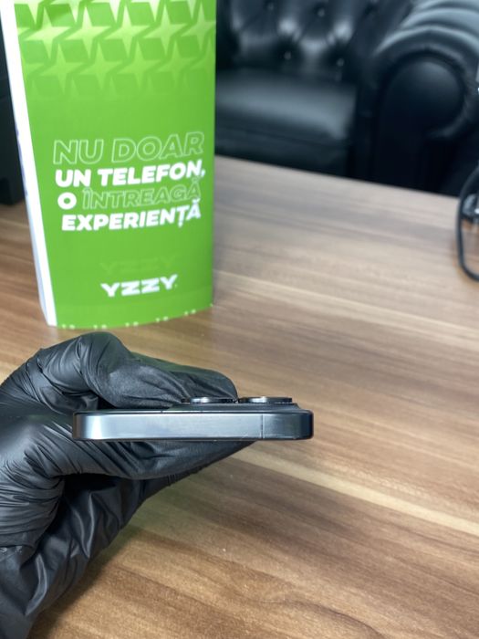 iPhone 15 Pro • 128 GB • Black Titanium