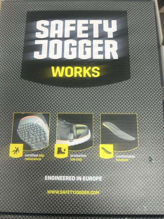 Спецобувь новая осенне-летняя с металлическим подноском