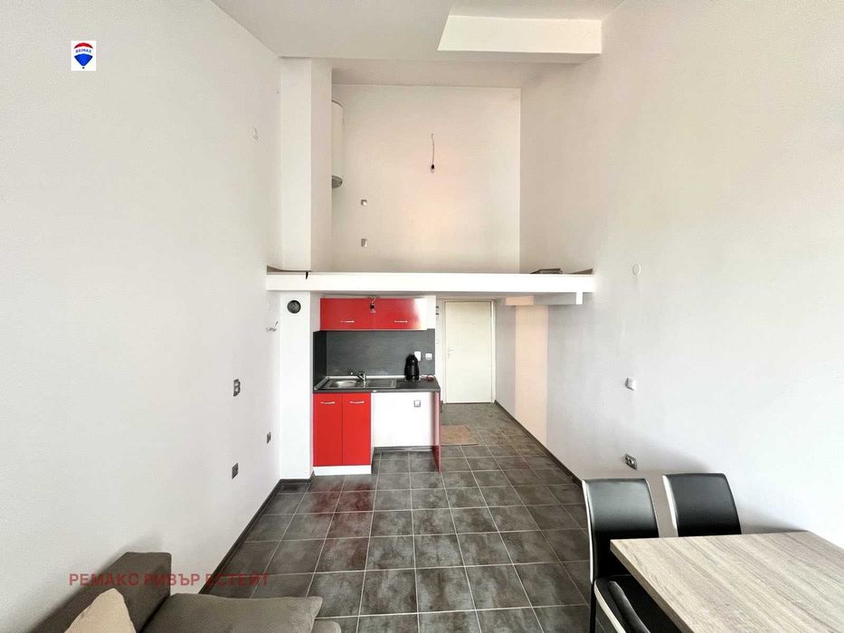 Продава се Тристаен апартамент в Русе, Дружба 1 - 73 кв.м за 1273 €/кв.м - Снимка #9