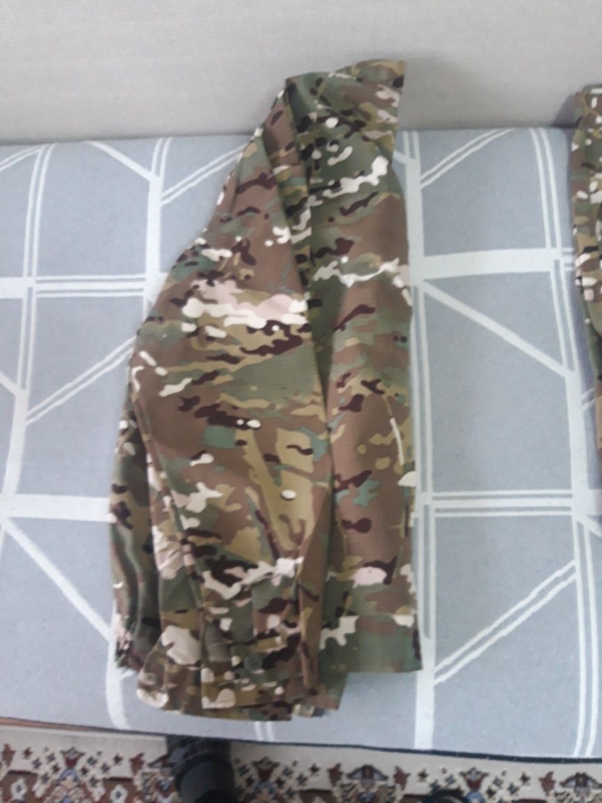 Форма комплекта. Военный