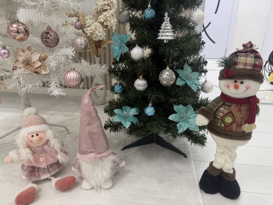 Коледни елхи с украса 1.50см 90см