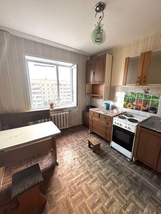 Срочно Продам 2ку - 8мкр!