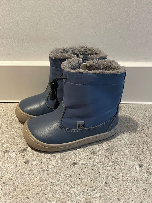 Ботуши и обувки колев и колев и biomecanics