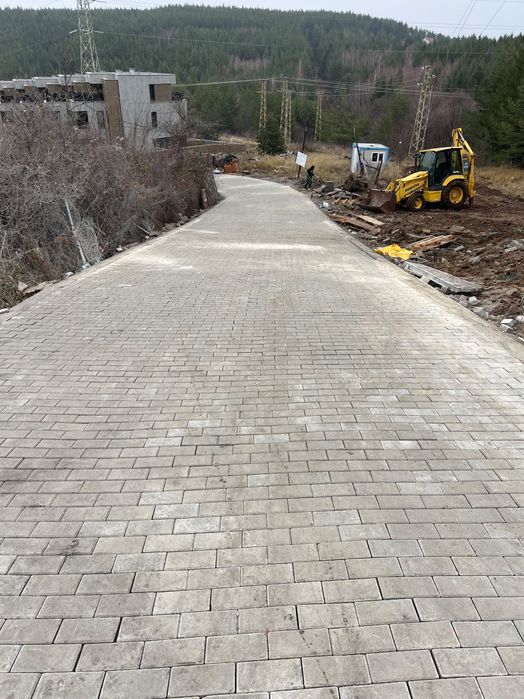 Редене на паваж,тротоарни плочи и бордюри