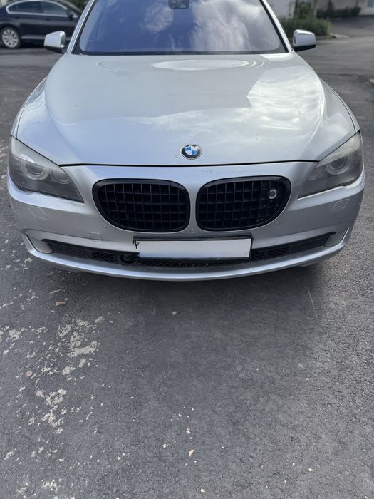 Dezmembrez BMW 730d F01 2010 3.0 N57D30A 5 butoane