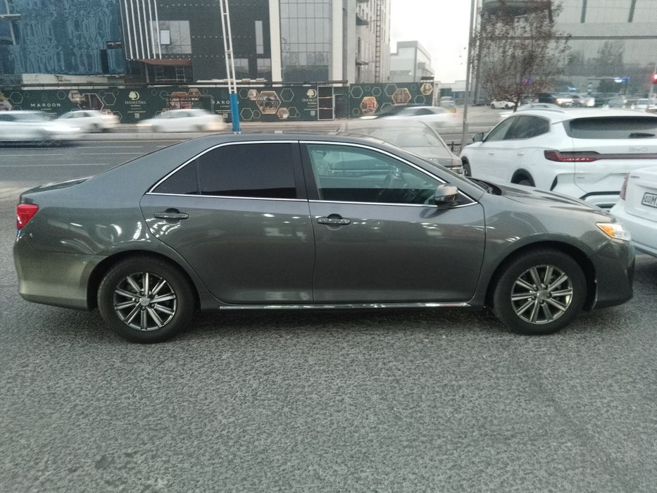 Продаётся Toyota Camry 2.5 Американка