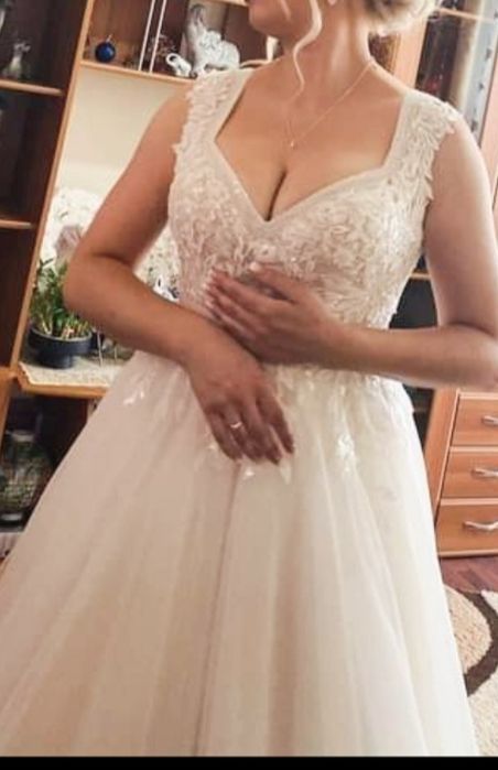 Vand rochie mireasa ivoire model A-line