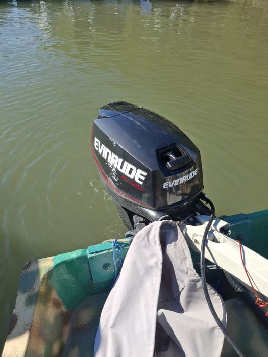Evinrude E-TEC 25 cp