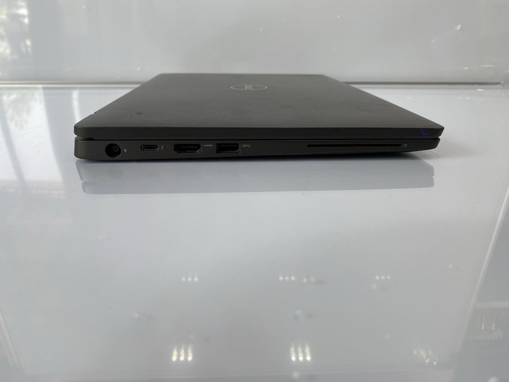 Dell Carbon core i5 8 gen
