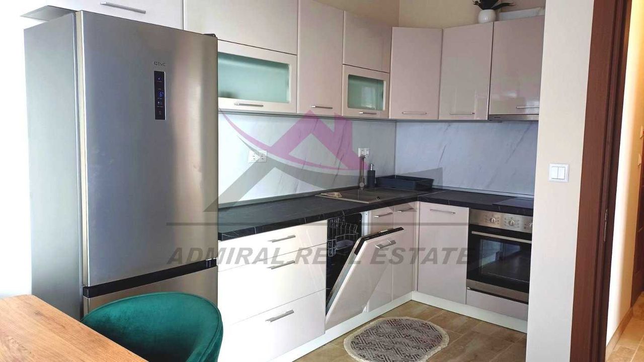 Дава се под наем Двустаен апартамент в Варна, Бриз - 64 кв.м за 560 € - Снимка #1