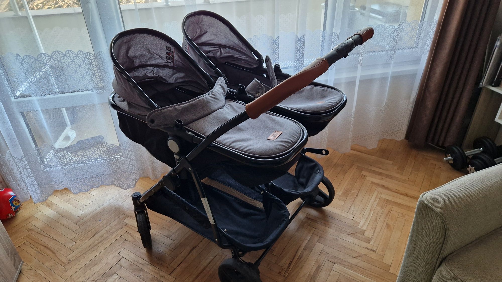 Бебешка количка за близнаци Baby giggle duet practick